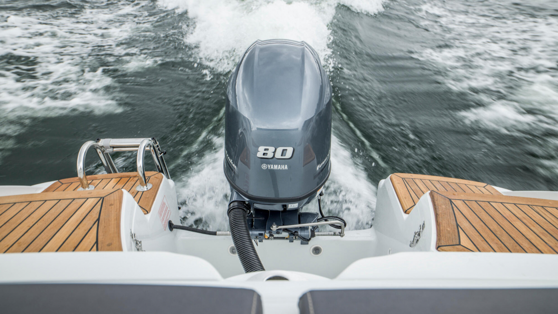 Yamaha F80XB