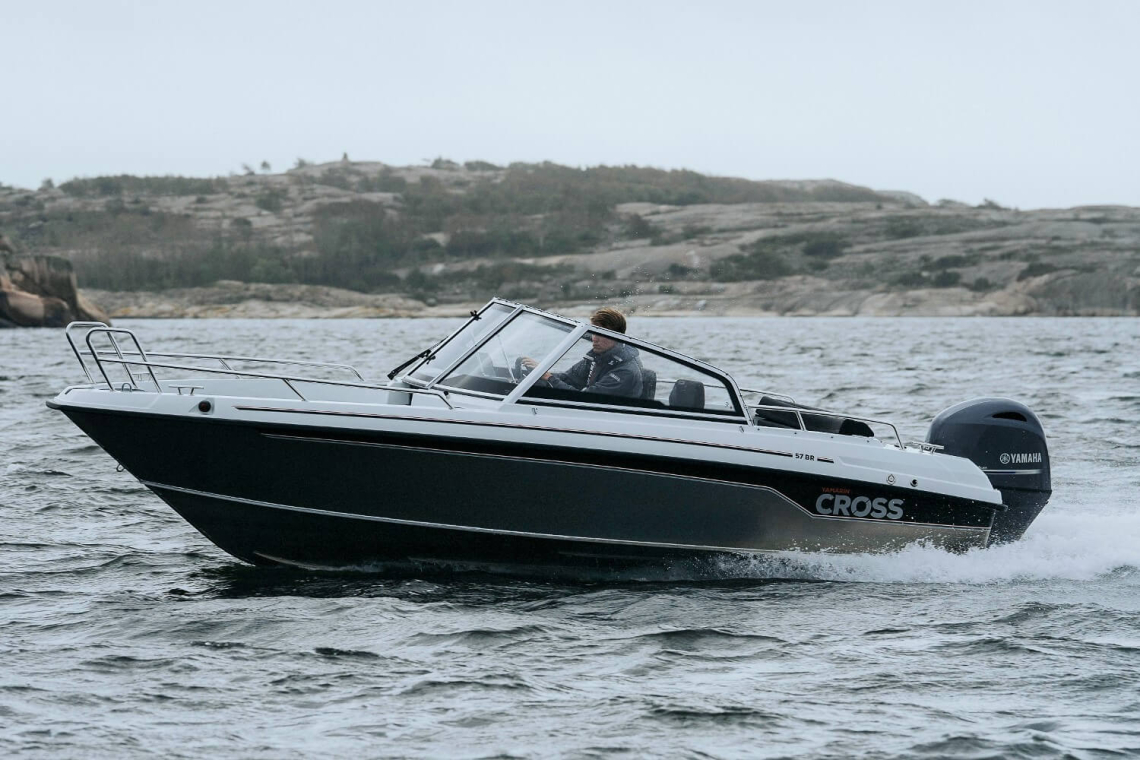Yamarin Cross 57BR