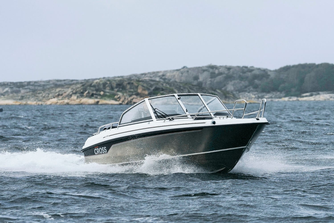 Yamarin Cross 57BR